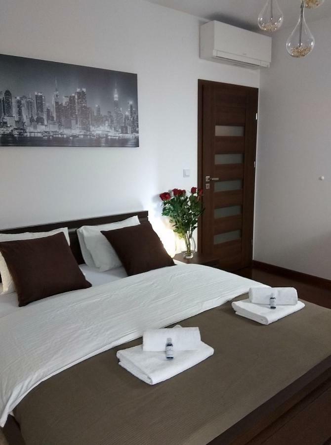 Apartament H&P Silver Varsó Kültér fotó